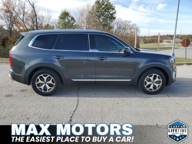 Used 2022 Kia Telluride EX with VIN 5XYP3DHC7NG307453 for sale in Kansas City
