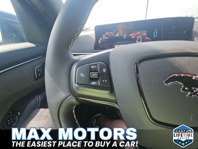 2025 Ford Mustang Mach-E GT - Photo 27