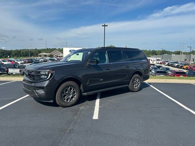 Used 2025 Ford Expedition Active with VIN 1FMJK1H82SEA34473 for sale in Kansas City