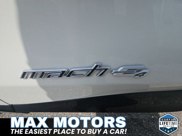 2025 Ford Mustang Mach-E GT - Photo 13