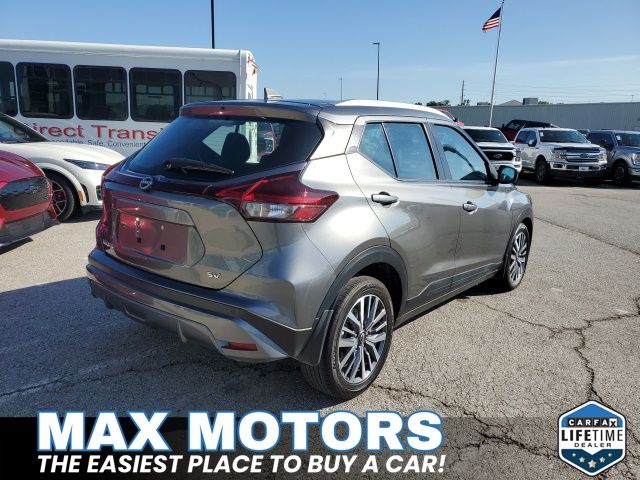 2024 Nissan Kicks SV photo 3