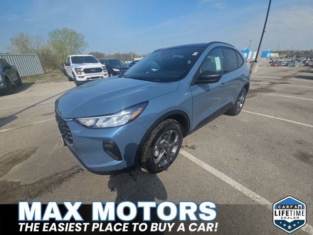 2025 Ford Escape ST-Line photo 3