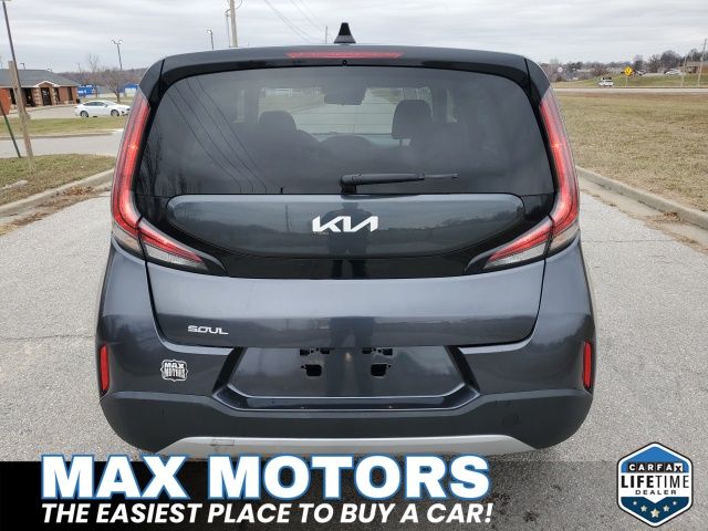 2024 Kia Soul LX photo 4