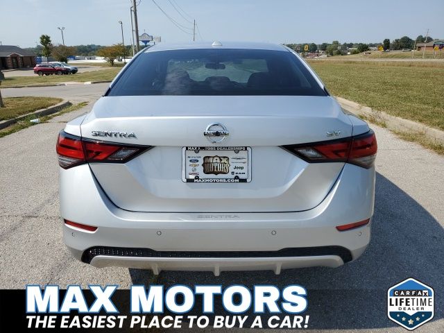 2023 Nissan Sentra SV photo 4
