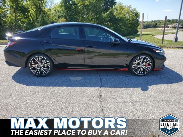 2022 Hyundai Elantra N Base photo 2