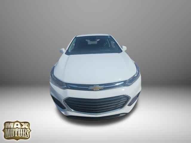 Used 2022 Chevrolet Trax LS with VIN KL7CJNSM2NB505604 for sale in Kansas City