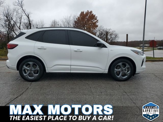 Used 2023 Ford Escape ST-Line with VIN 1FMCU0MN6PUA86906 for sale in Kansas City