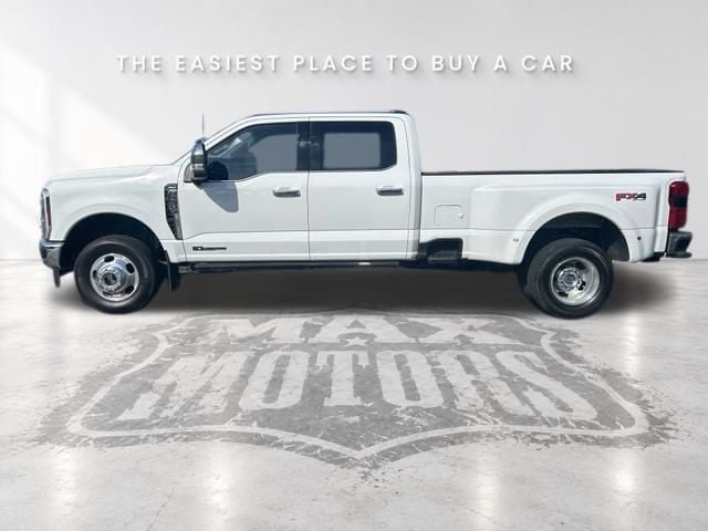 Used 2025 Ford F-350 Super Duty Lariat with VIN 1FT8W3DT5SEE07793 for sale in Kansas City