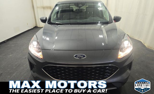 Used 2022 Ford Escape SE with VIN 1FMCU0EZ2NUA68871 for sale in Richmond, MO