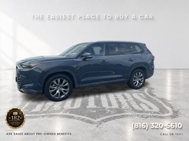 Used 2024 Toyota Grand Highlander Limited with VIN 5TDAAAB53RS000181 for sale in Kansas City