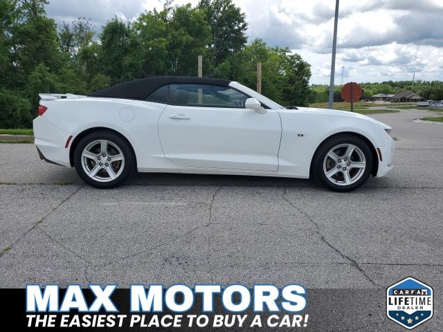 Used 2020 Chevrolet Camaro 1LT with VIN 1G1FB3DX5L0105109 for sale in Kansas City