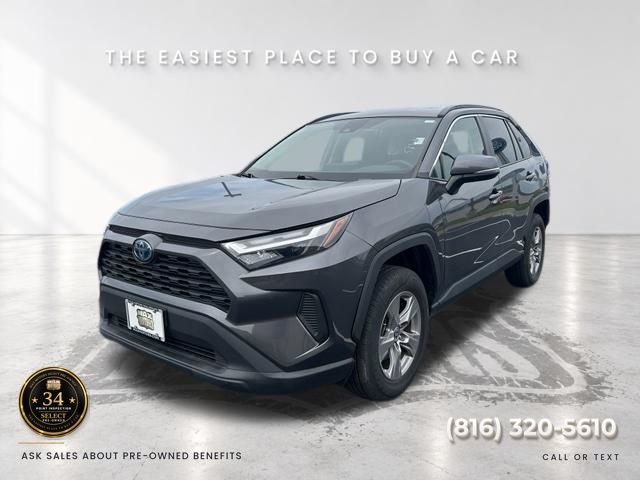 Used 2023 Toyota RAV4 XLE with VIN 4T3RWRFV0PU097638 for sale in Kansas City