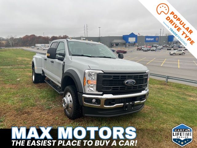 2026 Ford F-450 Super Duty XL's photo