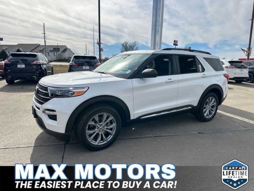 New 2024 Ford Explorer XLT SUV