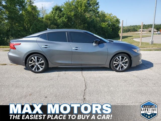 Used 2017 Nissan Maxima S with VIN 1N4AA6APXHC418307 for sale in Kansas City