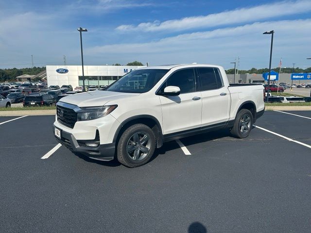Used 2023 Honda Ridgeline RTL-E with VIN 5FPYK3F74PB024775 for sale in Kansas City