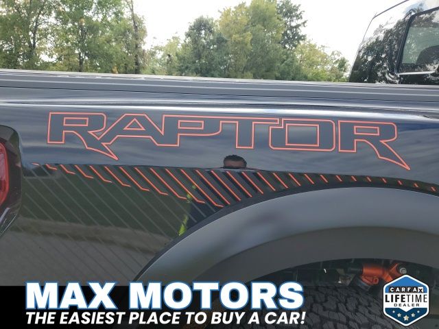 2025 Ford F-150 Raptor photo 2