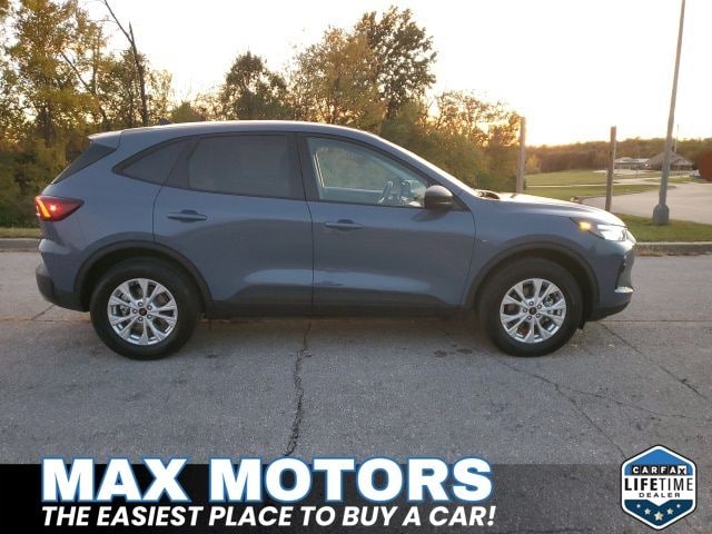 2026 Ford Escape Active photo 2