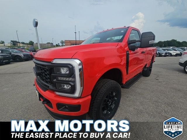2025 Ford F-350 XL photo 3