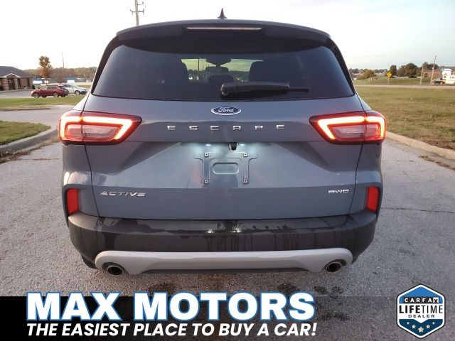 2026 Ford Escape Active photo 4