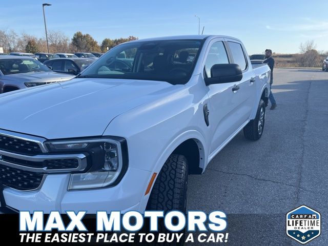 2025 Ford Ranger XLT photo 2