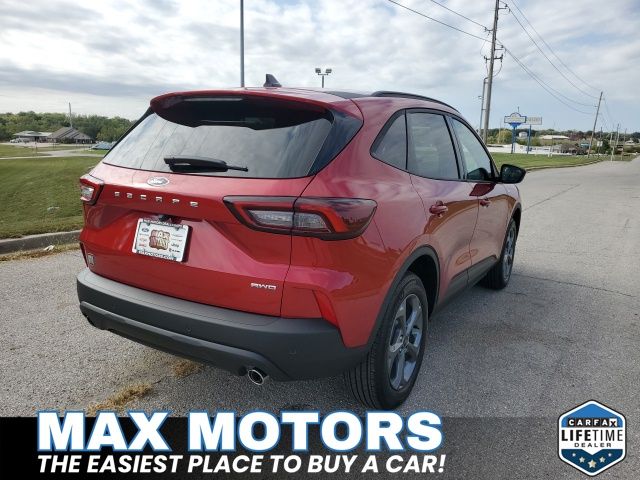 2026 Ford Escape ST-Line photo 3
