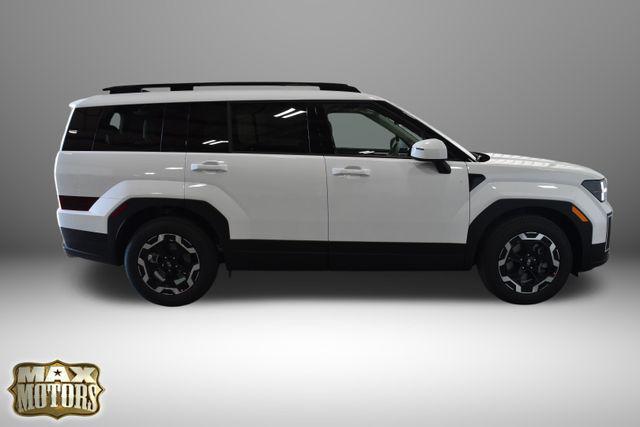 2025 Hyundai Santa Fe SEL photo 2