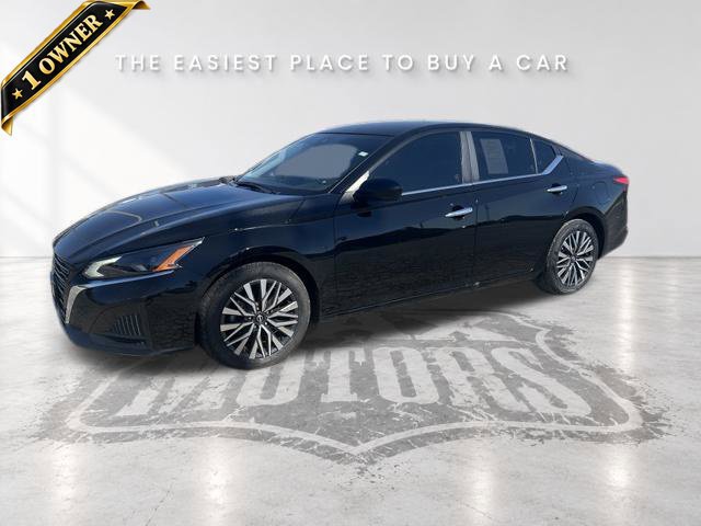 Used 2025 Nissan Altima SV with VIN 1N4BL4DV4SN398130 for sale in Kansas City