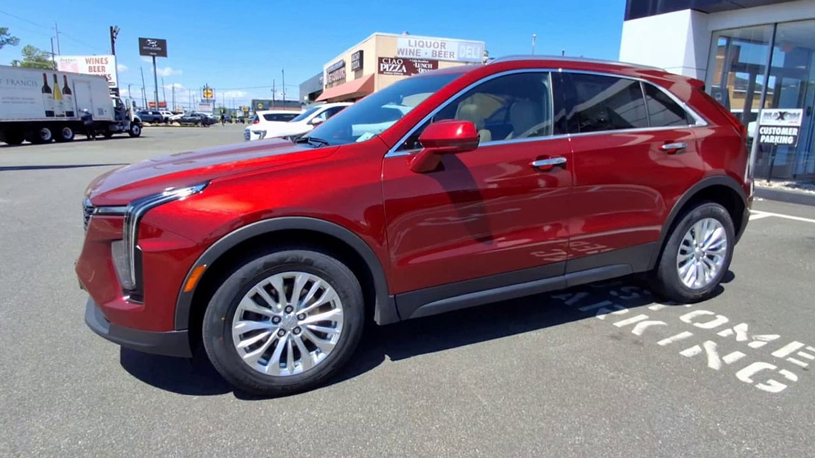 2024 Cadillac XT4 Luxury - Photo 6