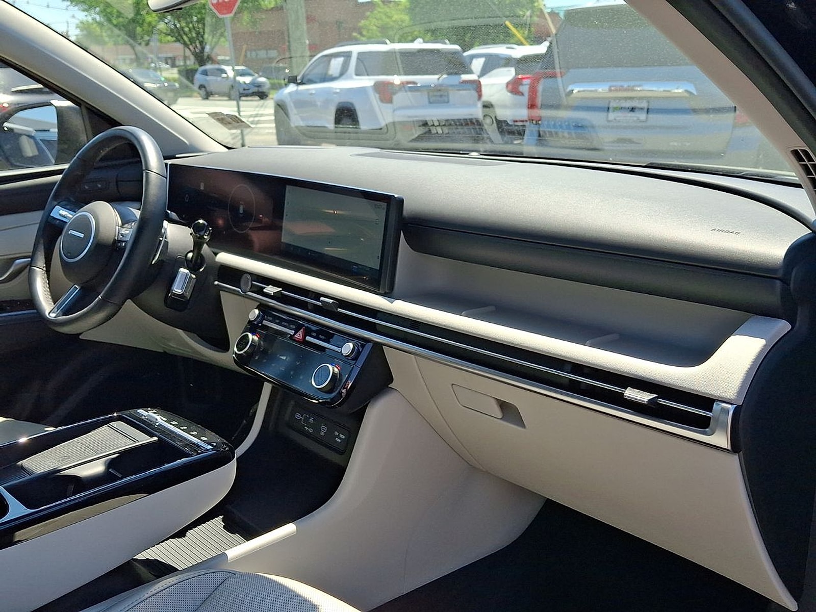 2025 Hyundai Tucson Limited - Photo 30
