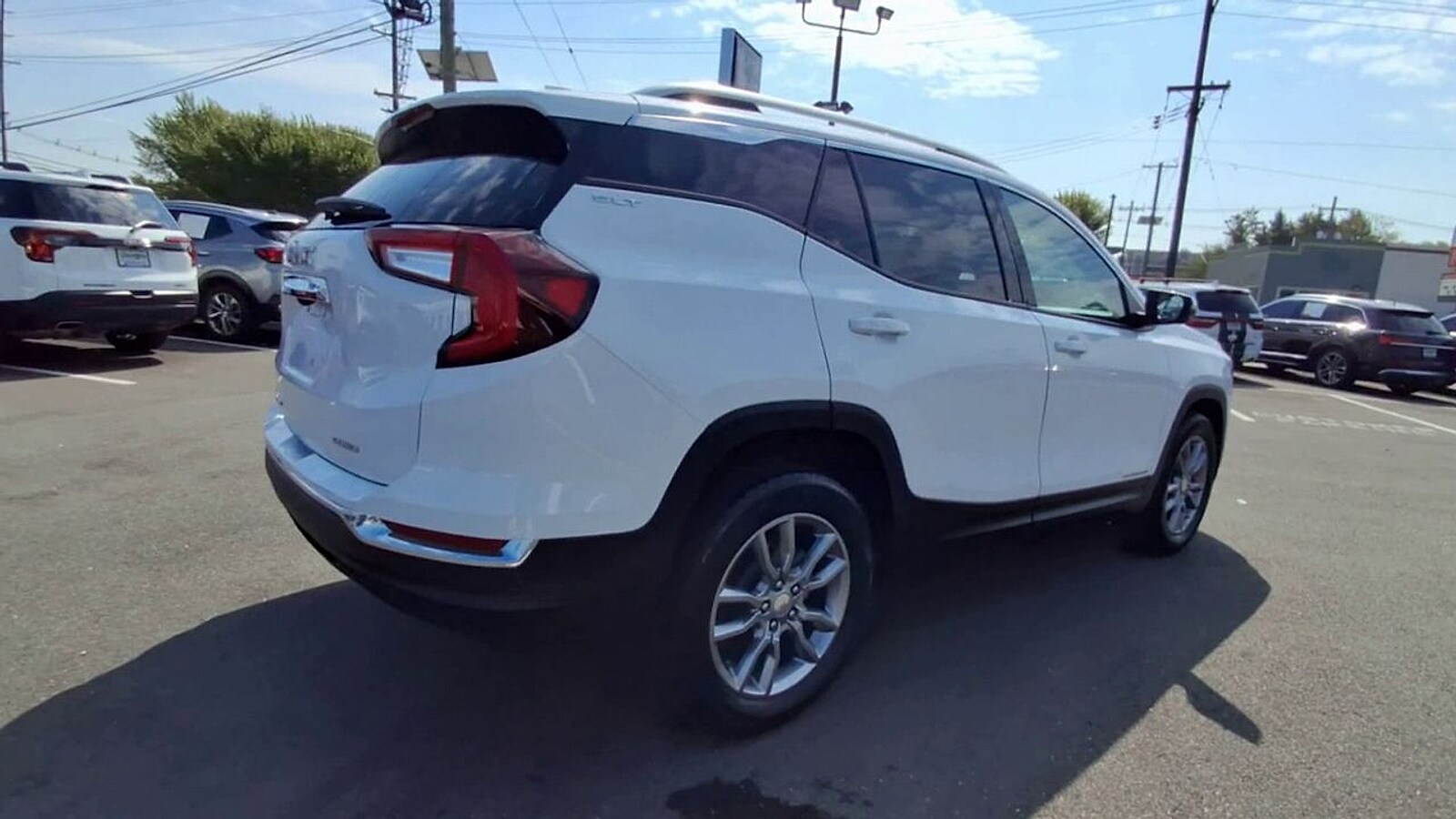 2022 Gmc Terrain SLT photo 2