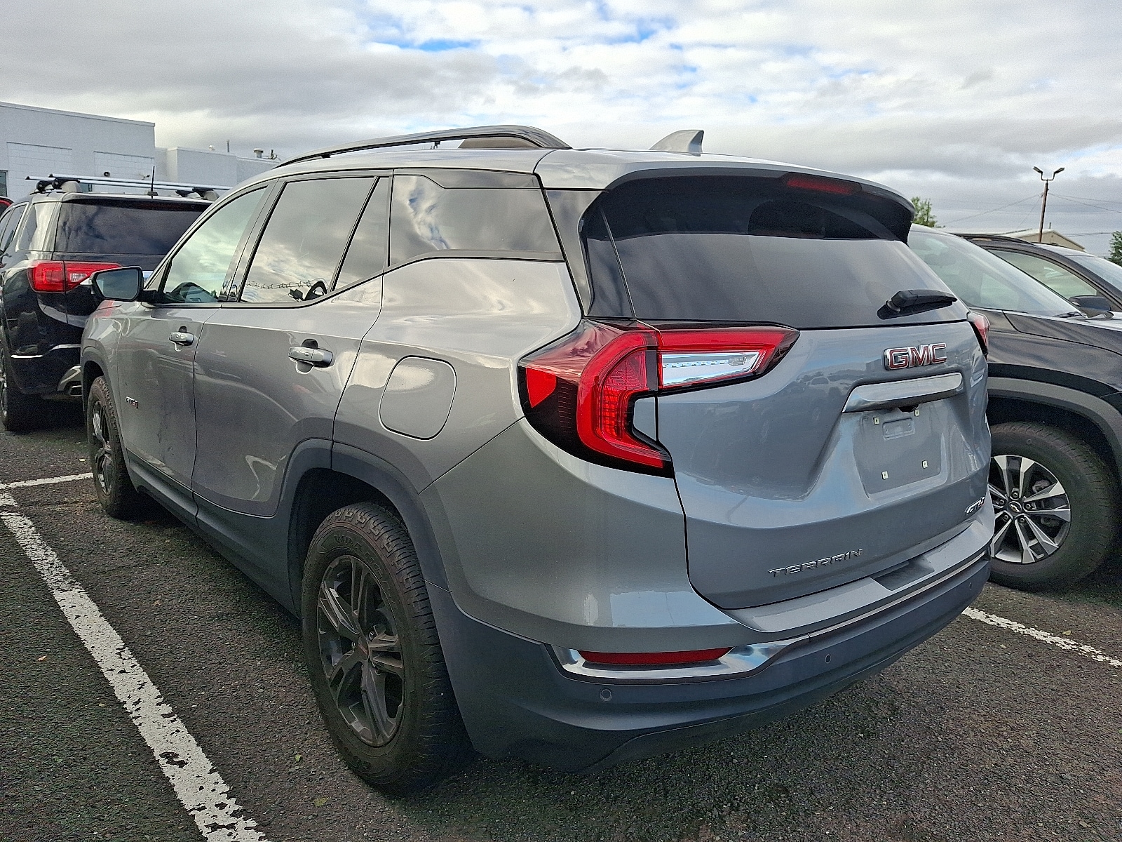 2024 GMC Terrain AT4 - Photo 4