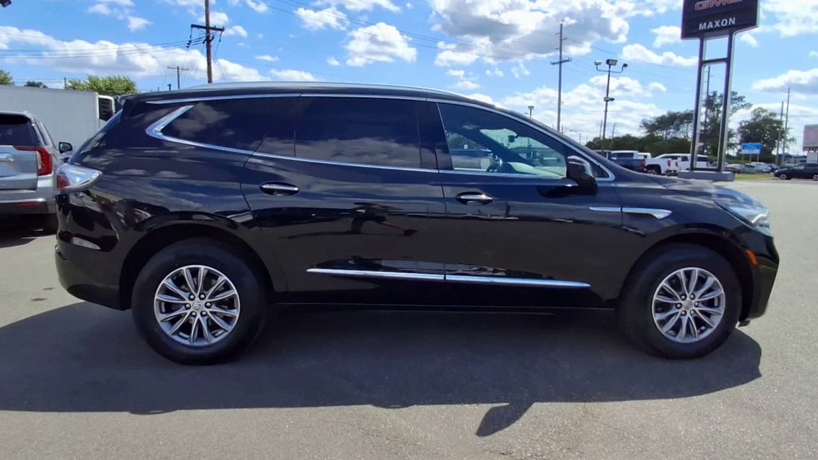 2024 Buick Enclave Essence - Photo 9