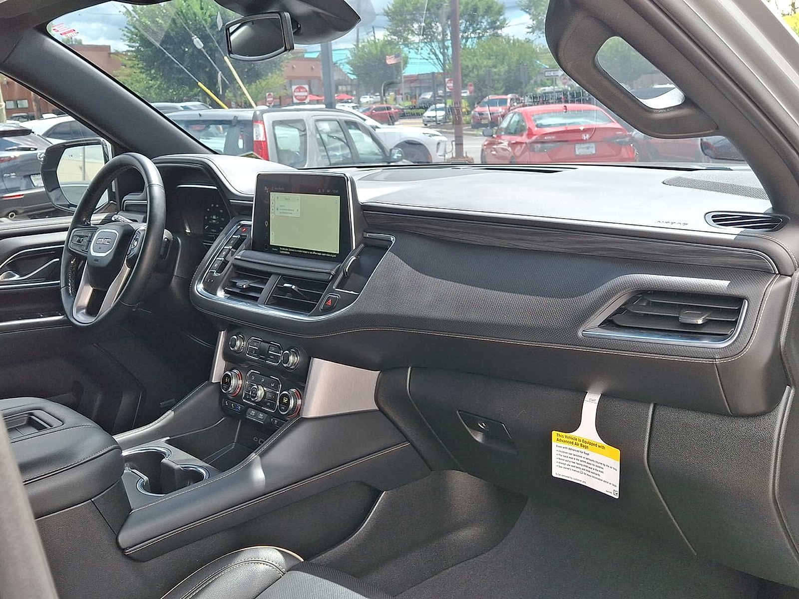 2024 GMC Yukon XL SLT - Photo 29