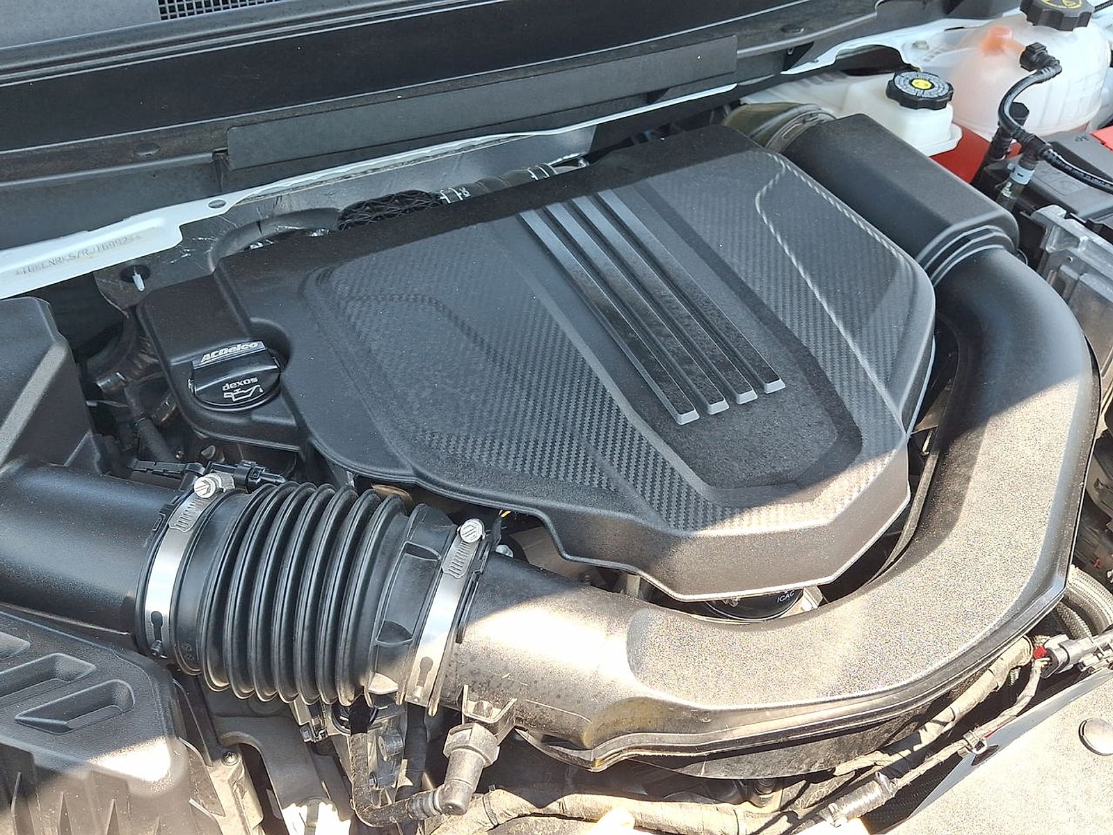 2024 GMC Acadia Denali - Photo 30