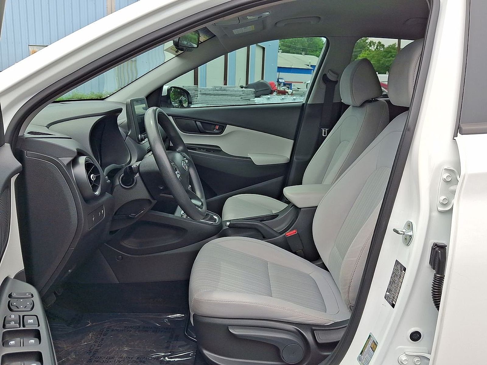 2022 Hyundai Kona SEL - Photo 18