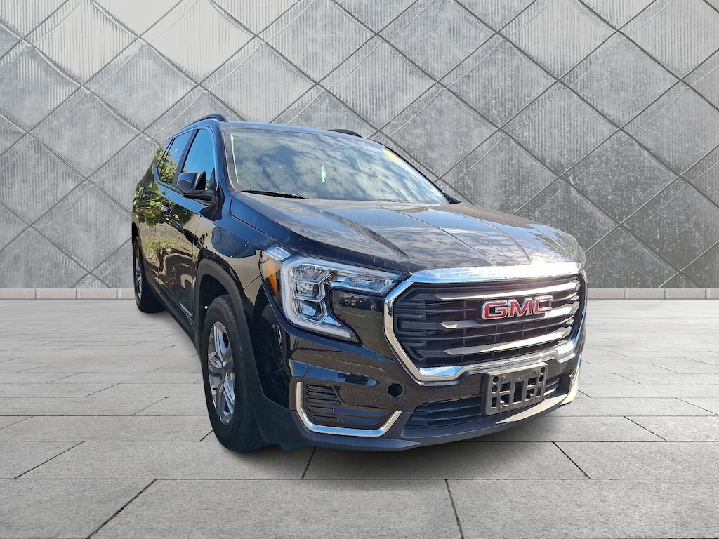 Used 2022 GMC Terrain SLE SUV