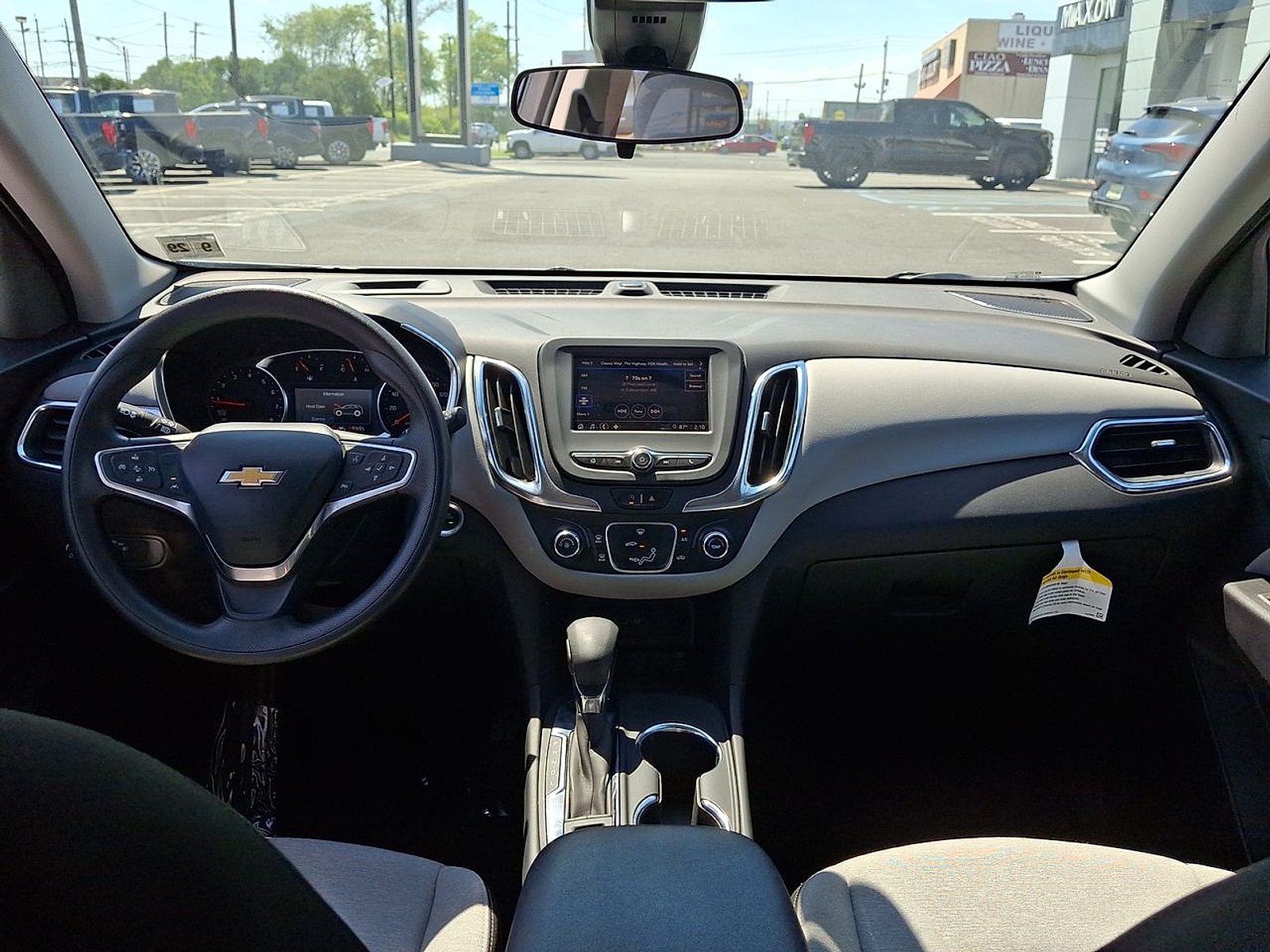 2024 Chevrolet Equinox LS - Photo 19