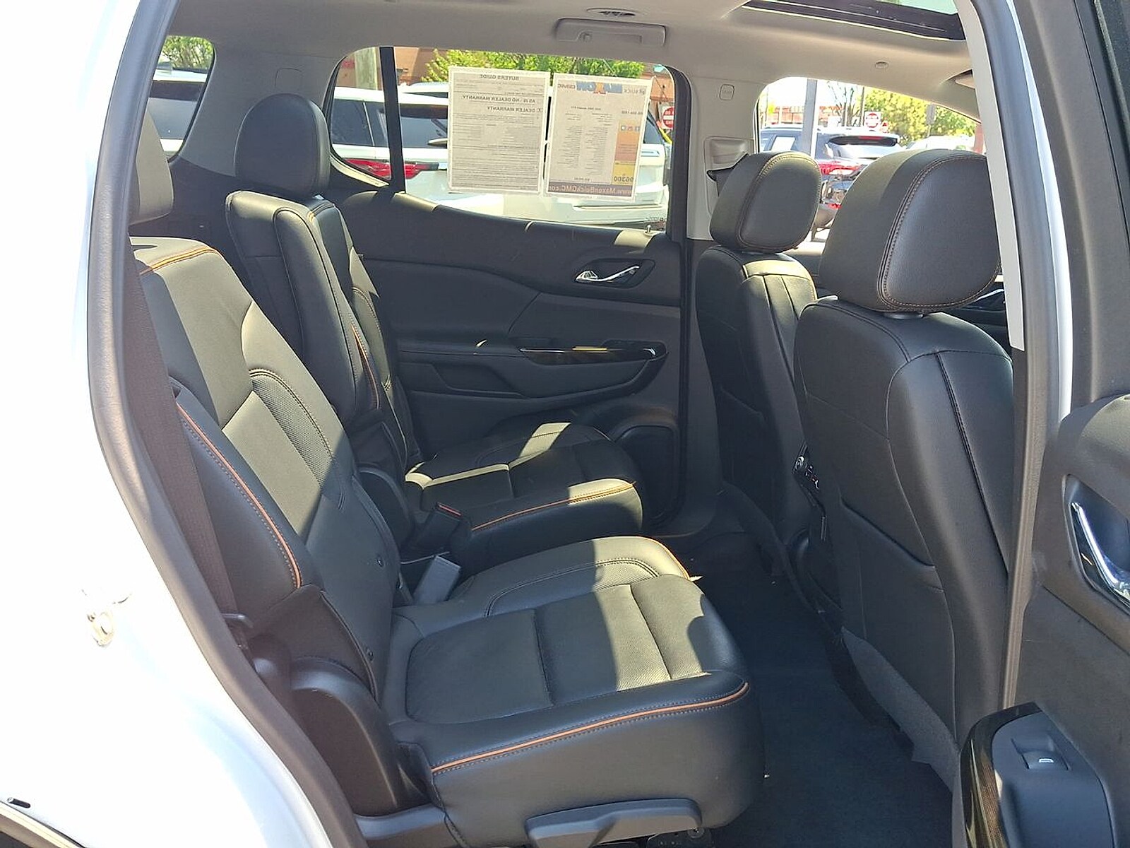 2023 GMC Acadia AT4 - Photo 27