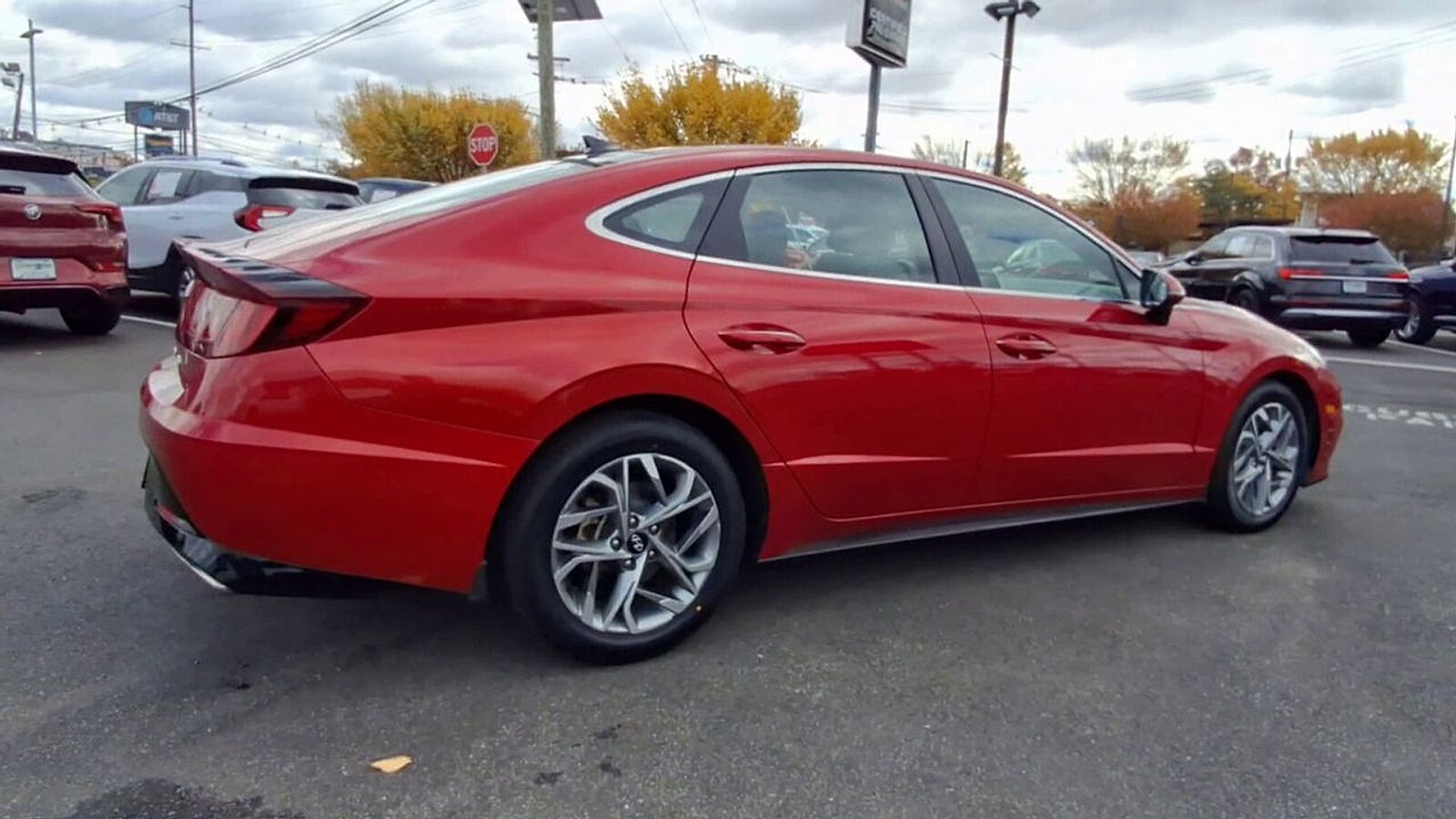 2020 Hyundai Sonata SEL photo 2