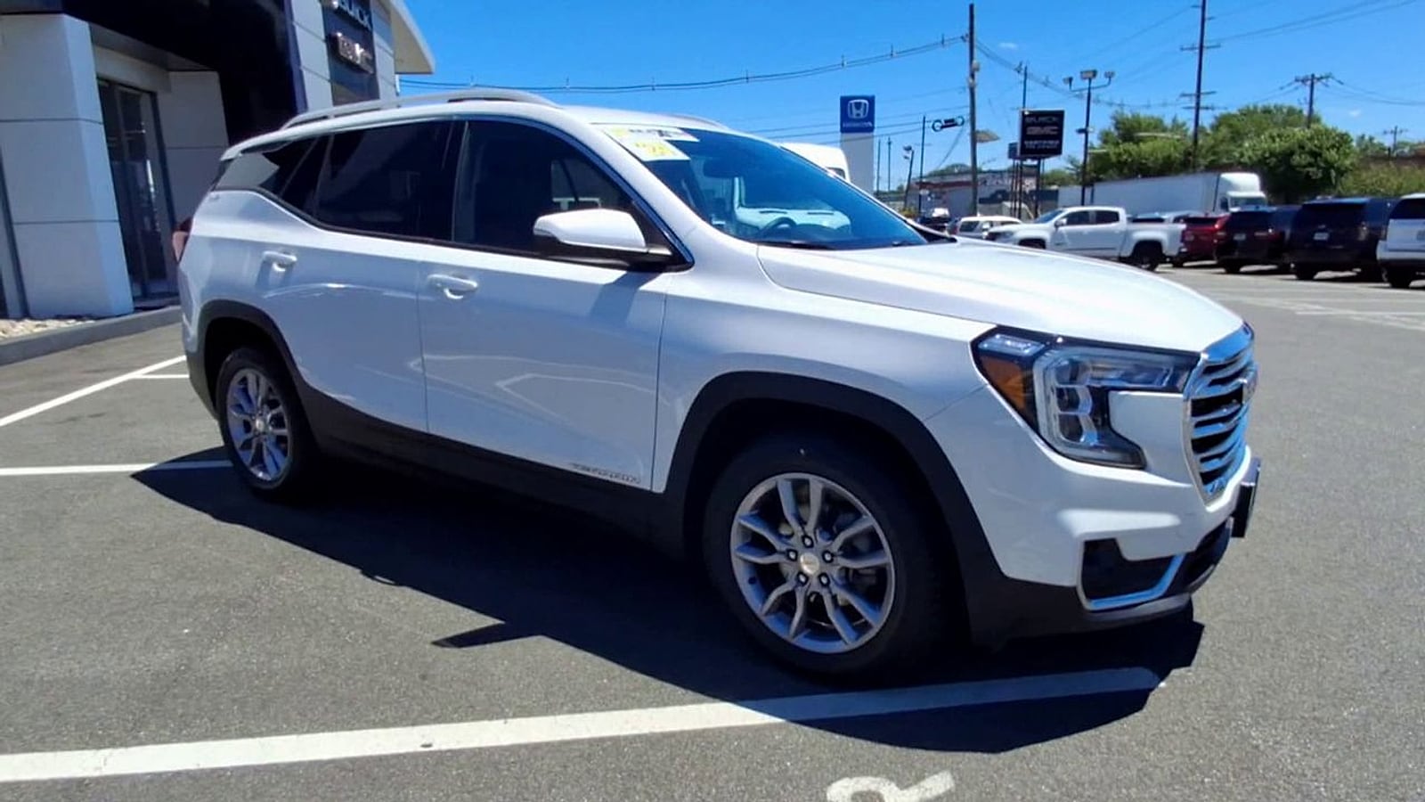 2024 GMC Terrain SLT - Photo 8