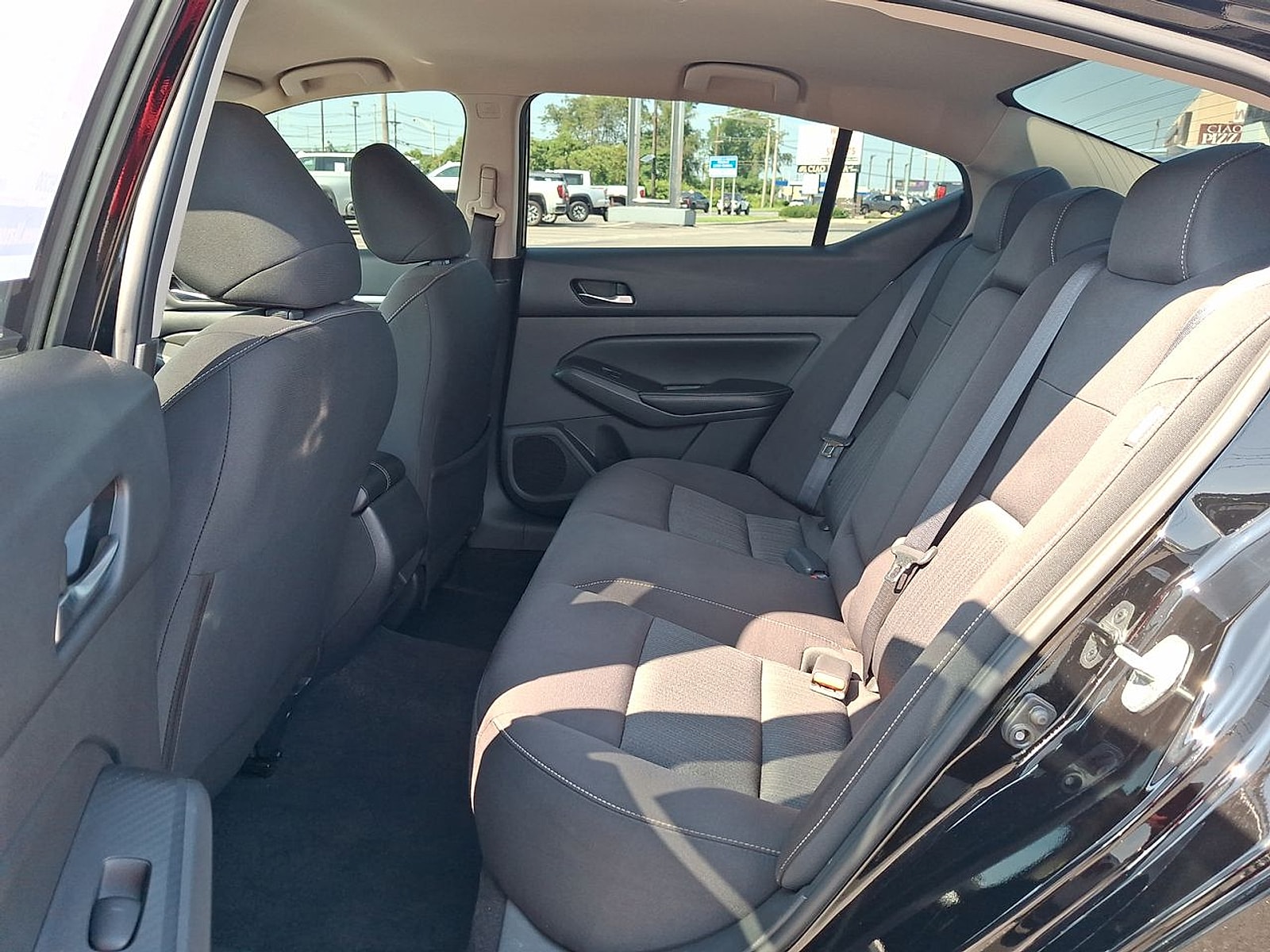 2022 Nissan Altima SV - Photo 23
