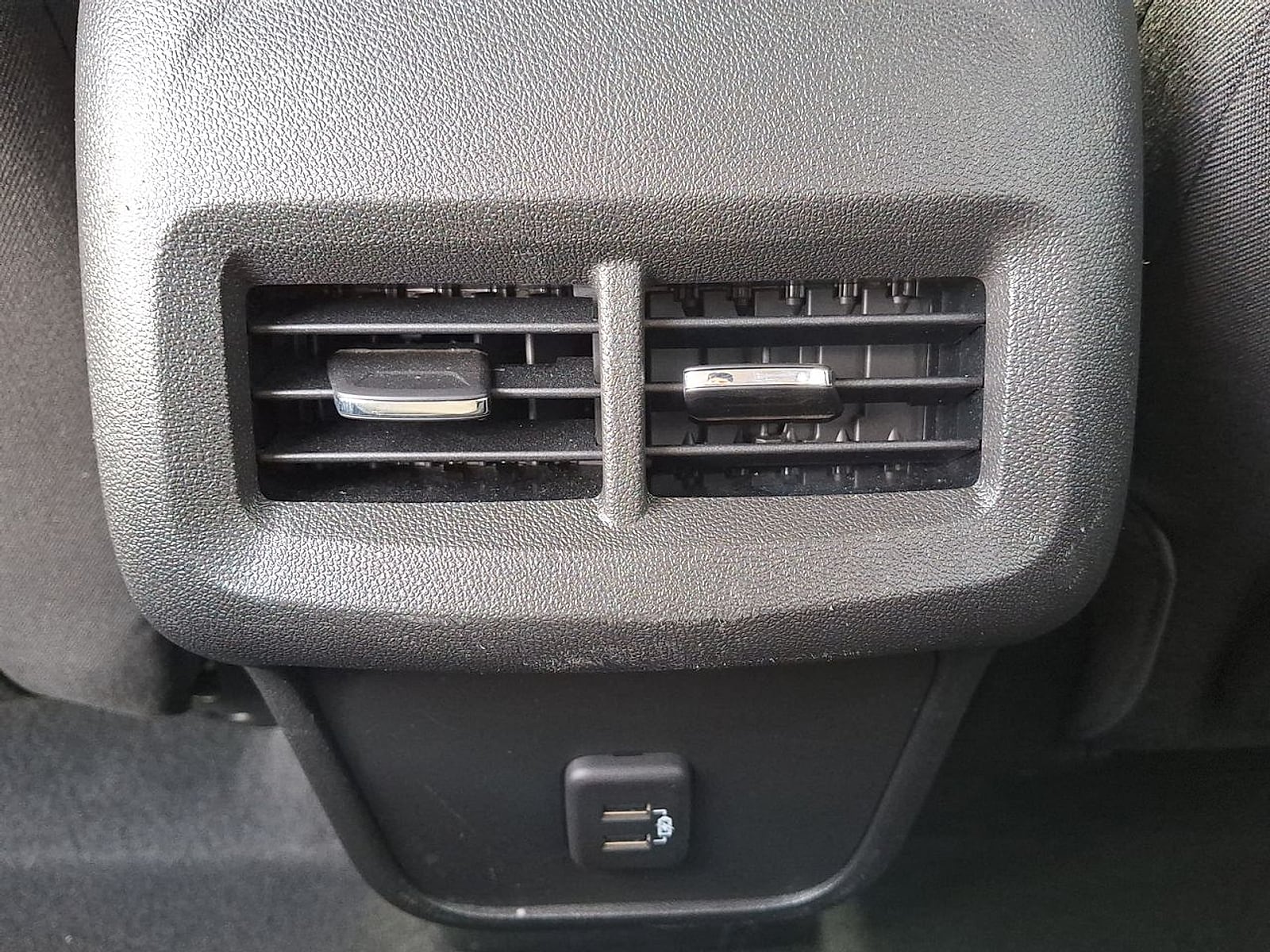 2023 GMC Terrain SLE - Photo 20