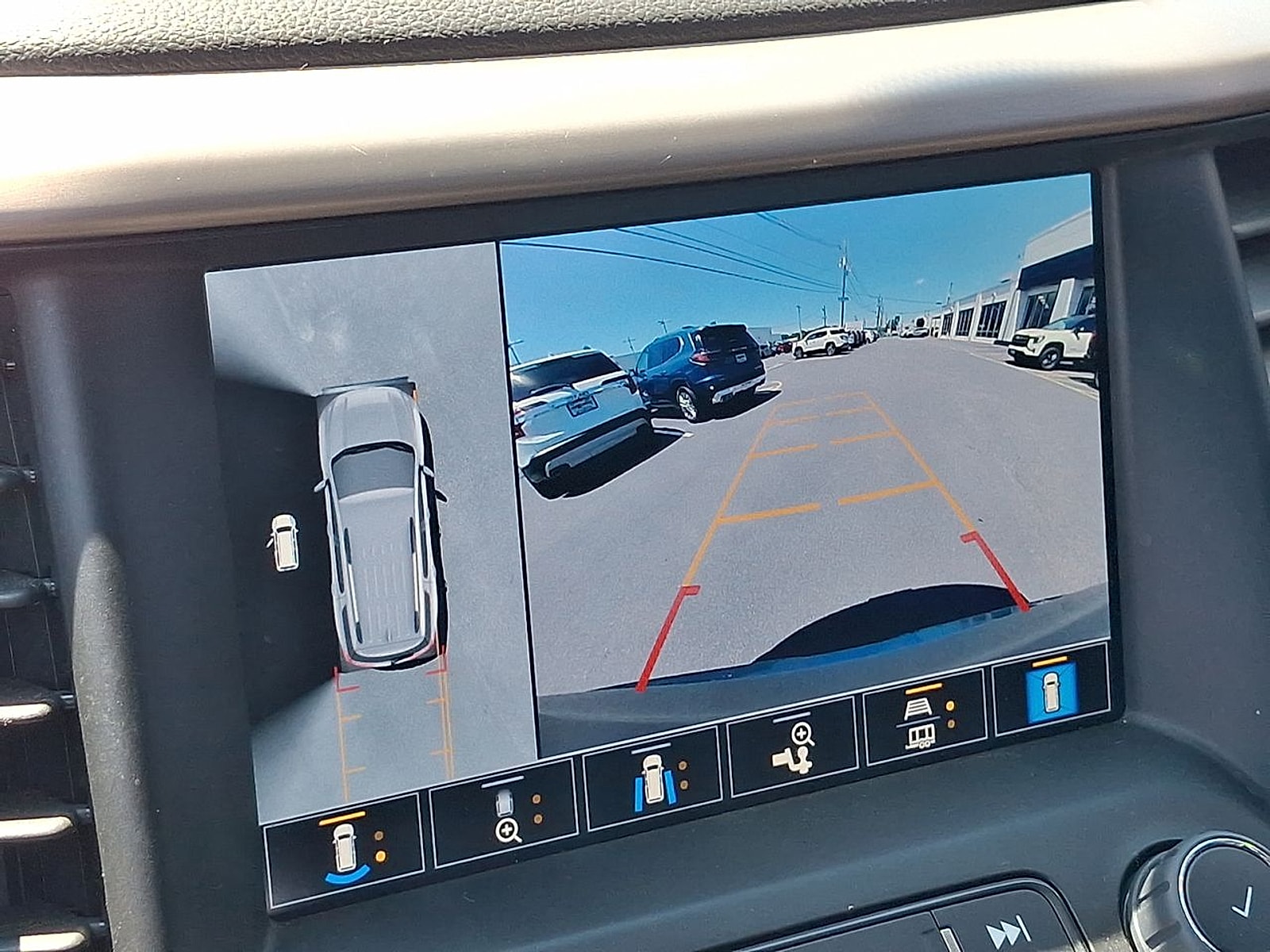 2023 GMC Acadia Denali - Photo 15