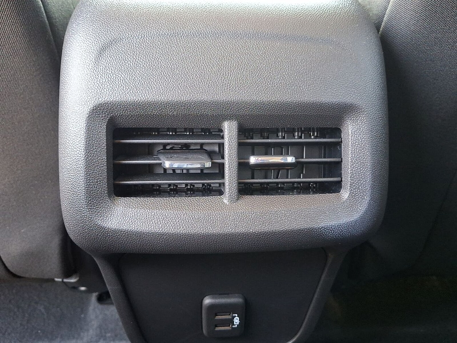 2024 Chevrolet Equinox LS - Photo 20