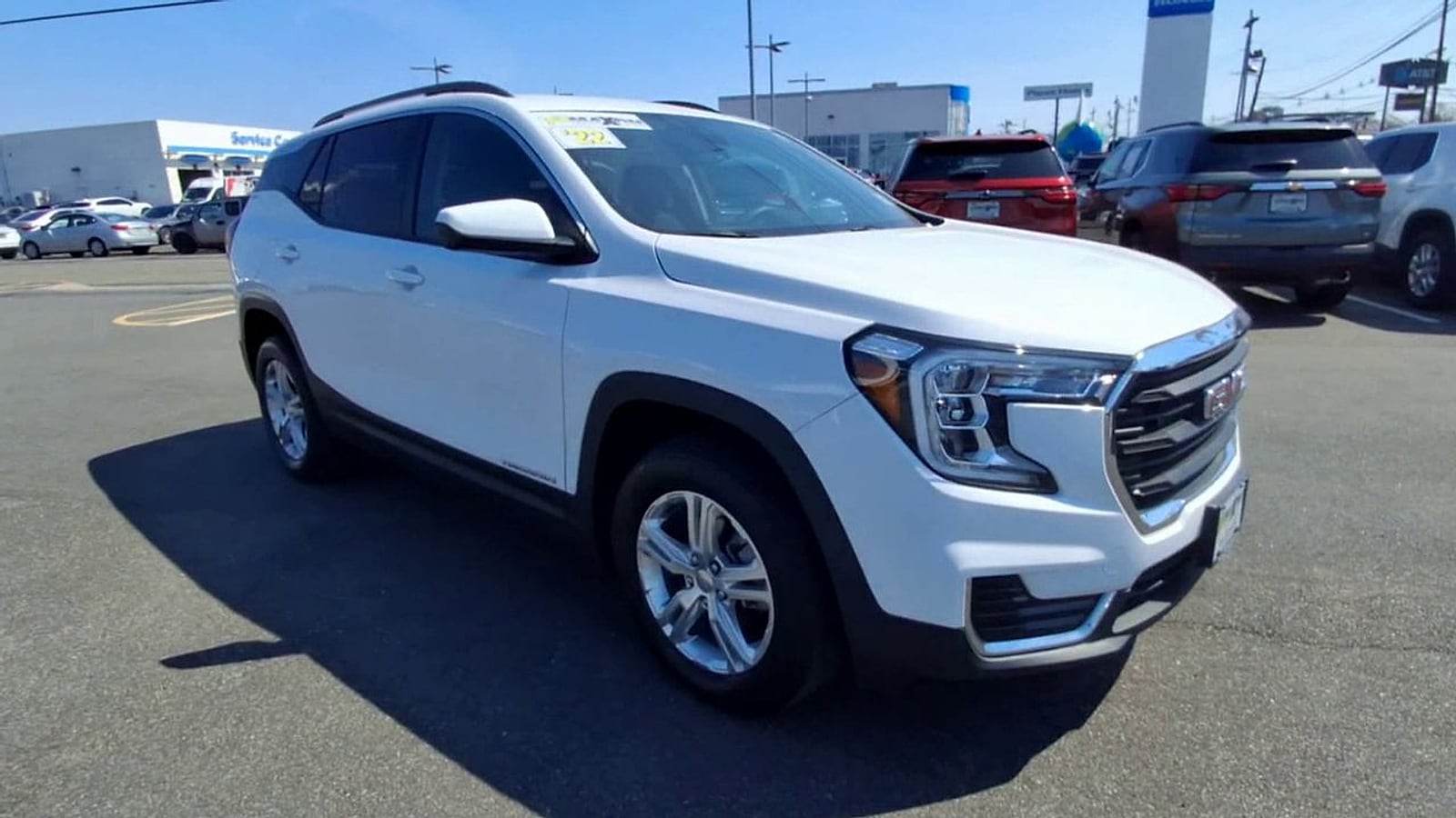 2022 GMC Terrain SLE - Photo 8