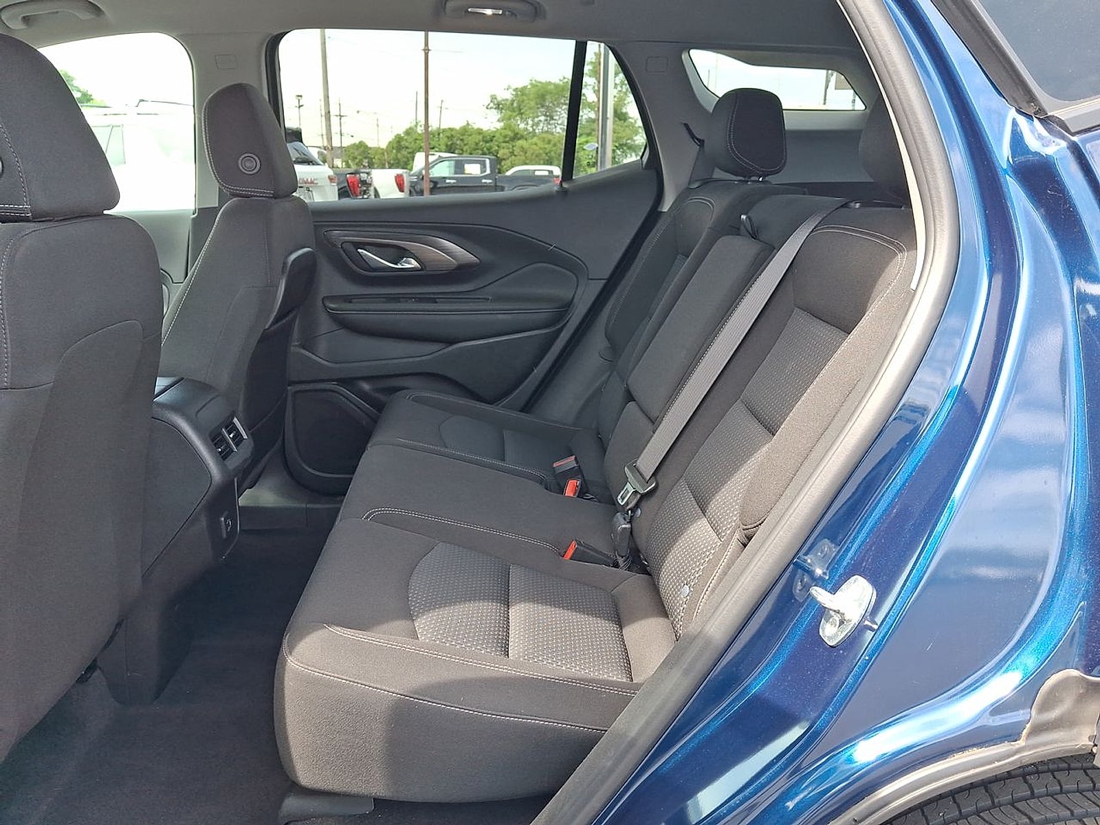 2023 GMC Terrain SLE - Photo 24