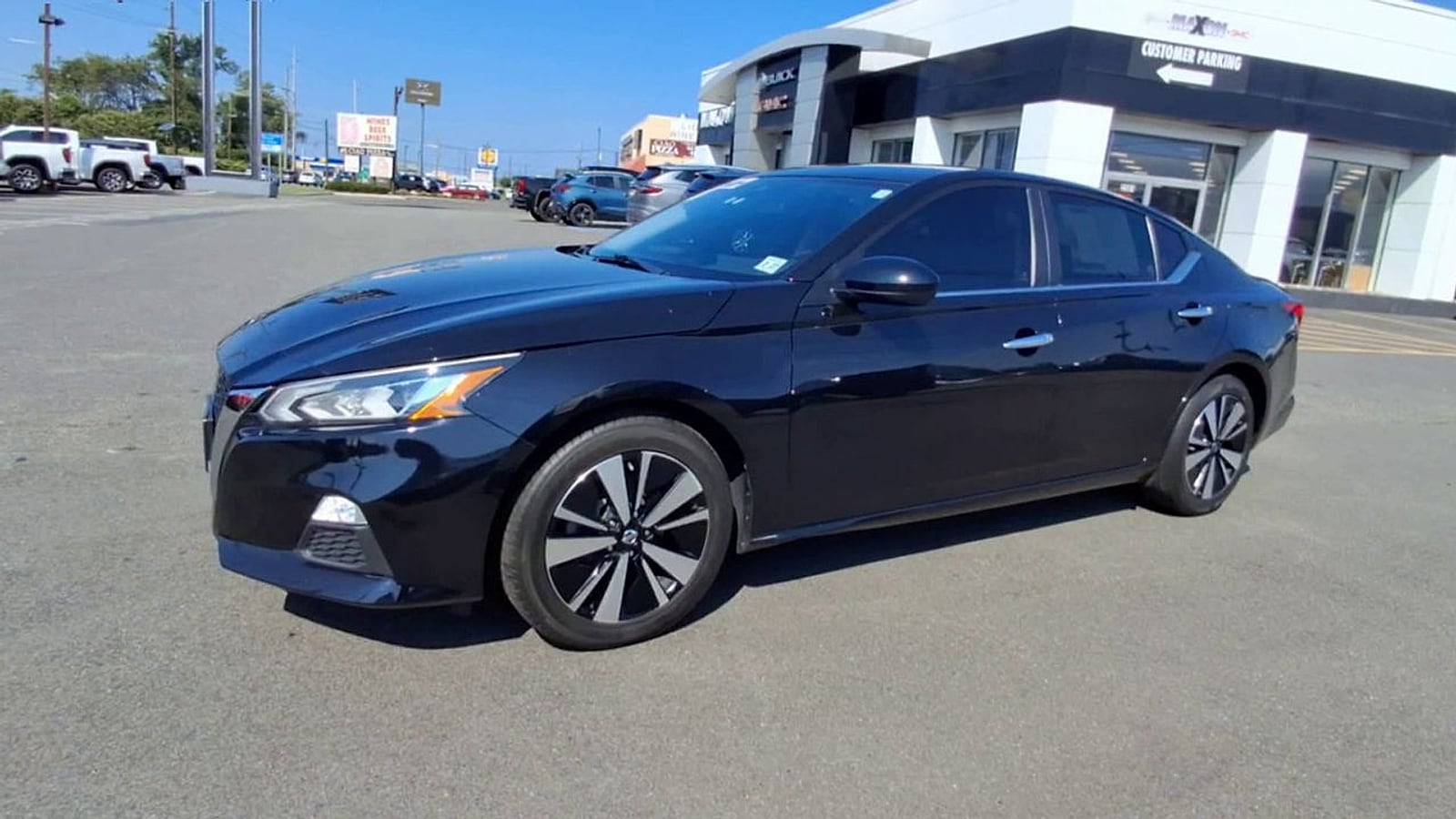 2022 Nissan Altima SV - Photo 6