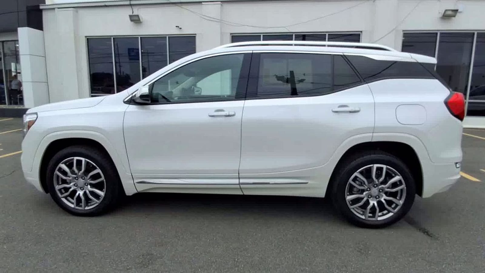 2023 GMC Terrain Denali - Photo 5