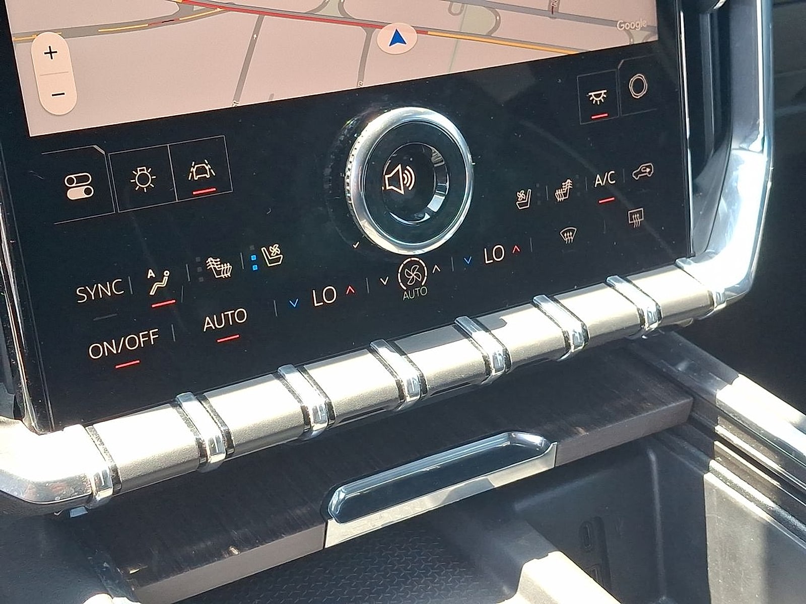 2024 GMC Acadia Denali - Photo 35